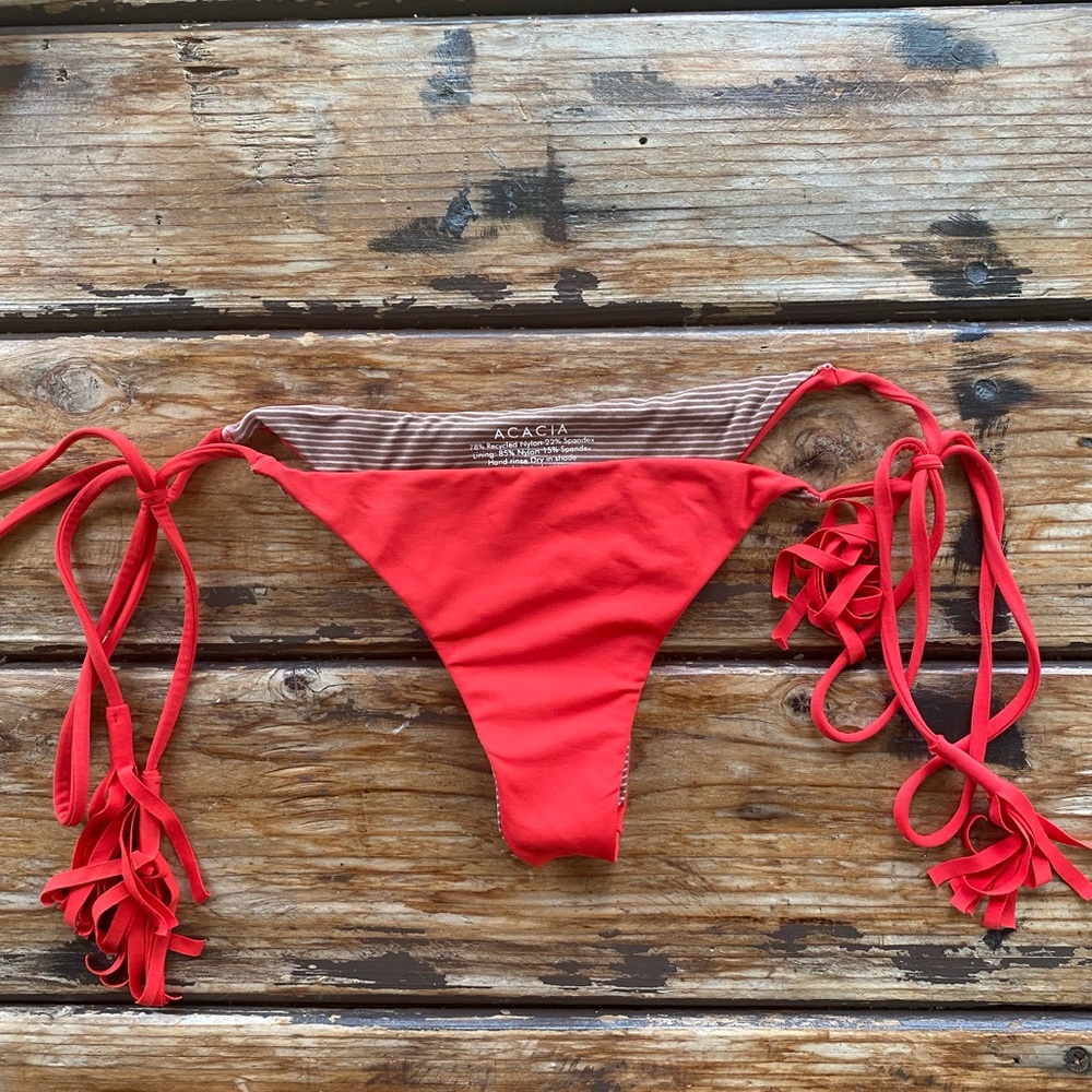 Acacia bikini bottom. Size medium (fits like small) cherry tomato red color.